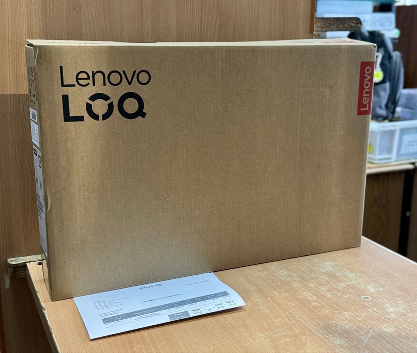 Laptop Gamingowy LENOVO LOQ 15IAX9 / 16GB RAM / 512GB SSD/ RTX3050 /i5