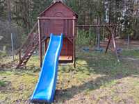 Rezerwacja: Drewniany plac zabaw dla dzieci: huśtawki, domek, ścianka