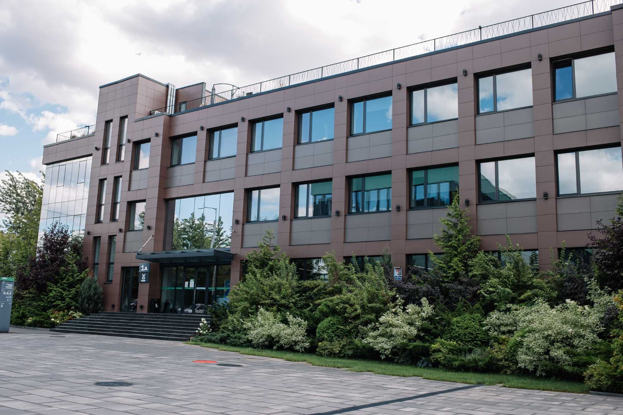 В оренду пропонується сучасний офіс площею 394 м², БЦ "Сіті Гарден"
