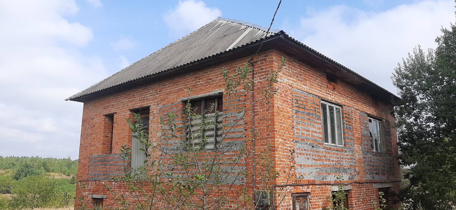 Продаж незавершеного будинку