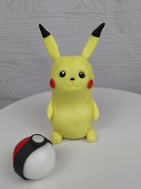 Pikachu - figurka na tort