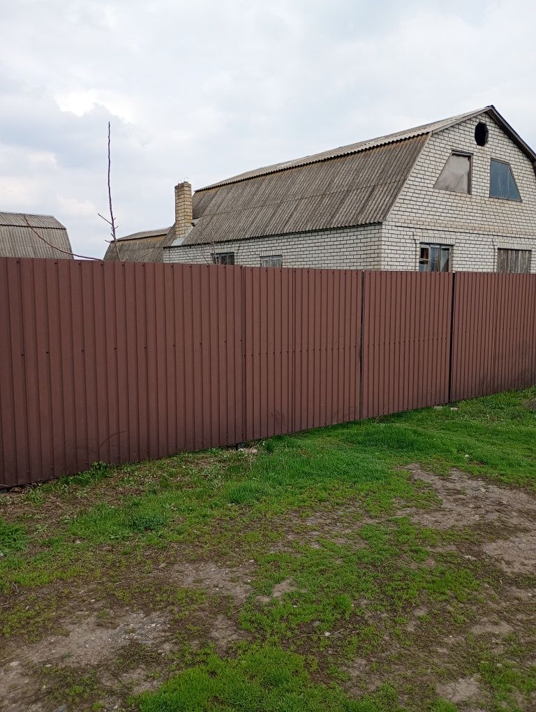 Продам новий дом