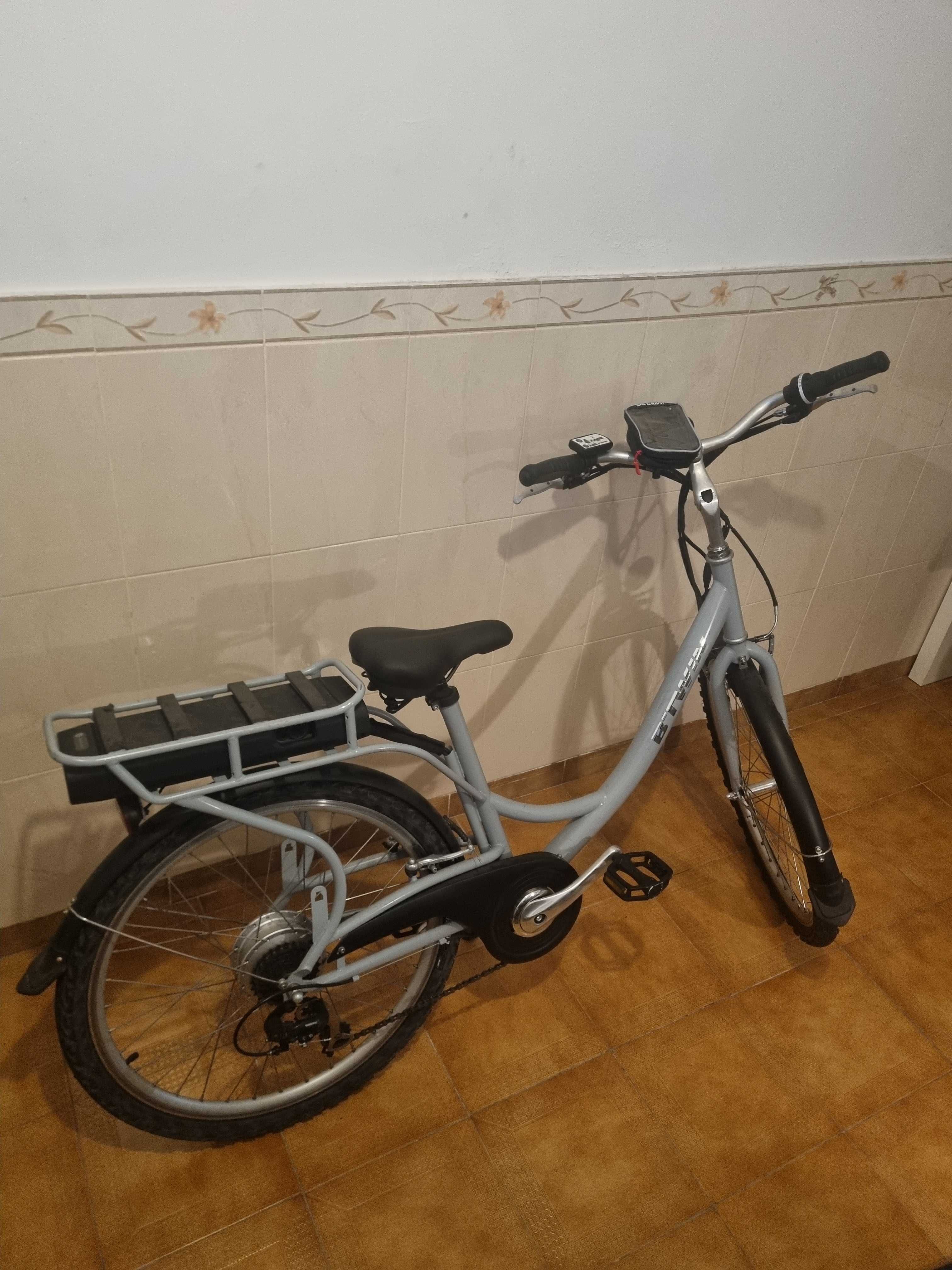 Bicicleta Eletrica Btwin aro 26