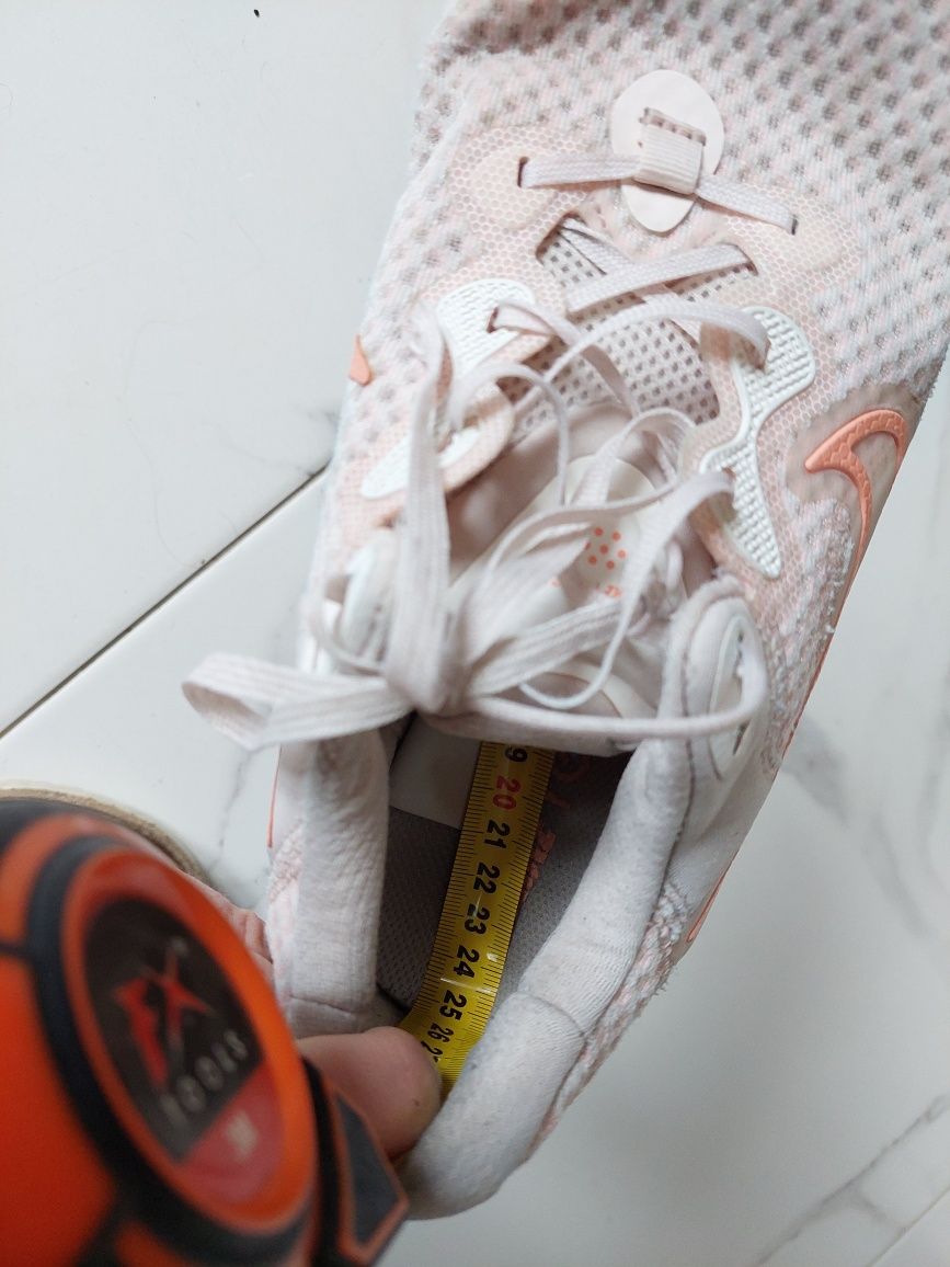 Buty sportowe Nike Renew adidasy rozm. 39,5
