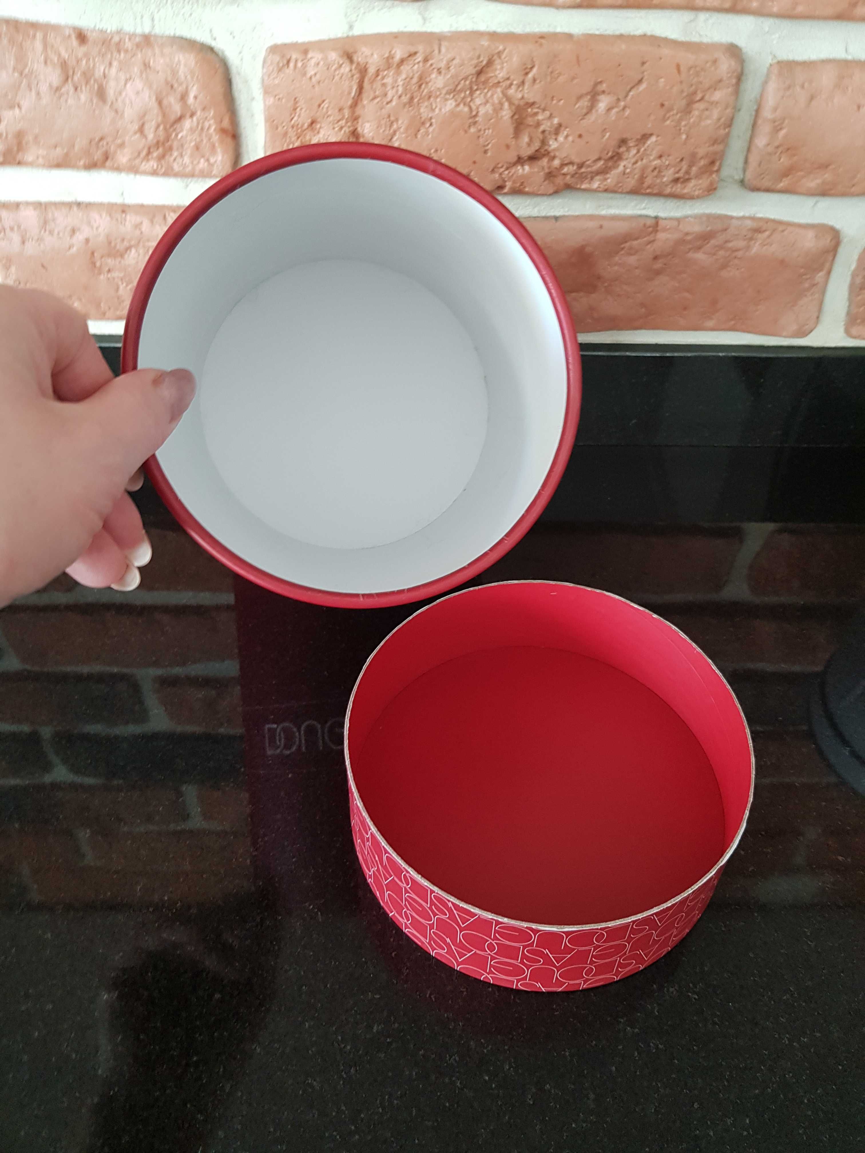 Ozdobne pudełko Douglas średnie 18,5 cm + sizal gratis!