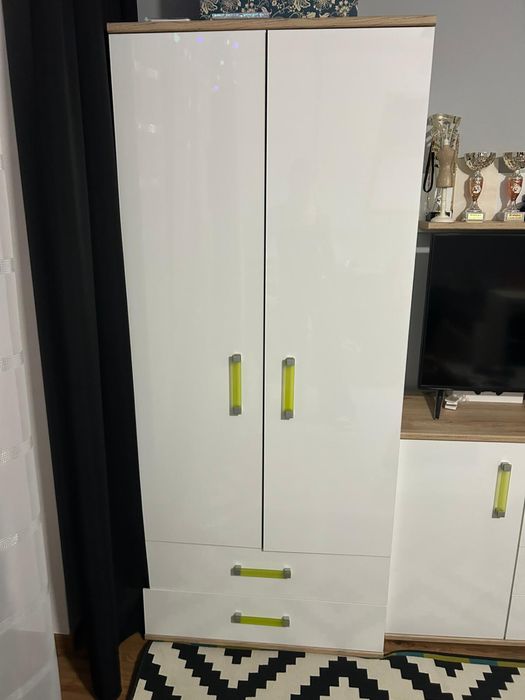 Meble mlodzieżowe. Producent Wójcik.
