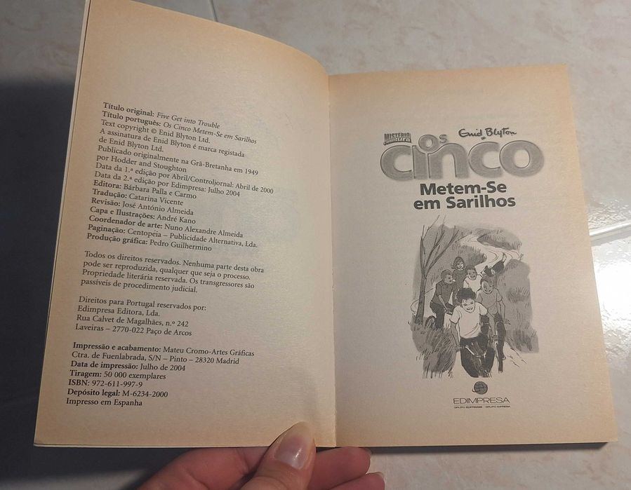 "Os Cinco Metem-se em Sarilhos"