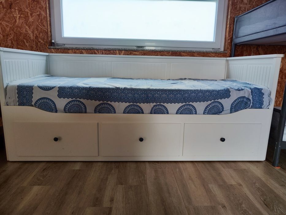 Vendo sofá cama branco
