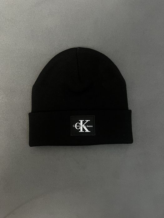 Чоловіча чорна шапка біні Calvin Klein / BOSS / CK