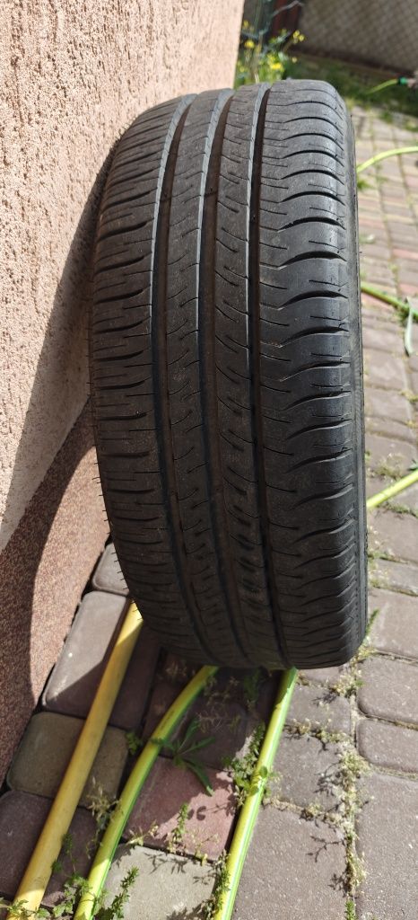 Шина MICHELIN 205/55R16 1000 грн.