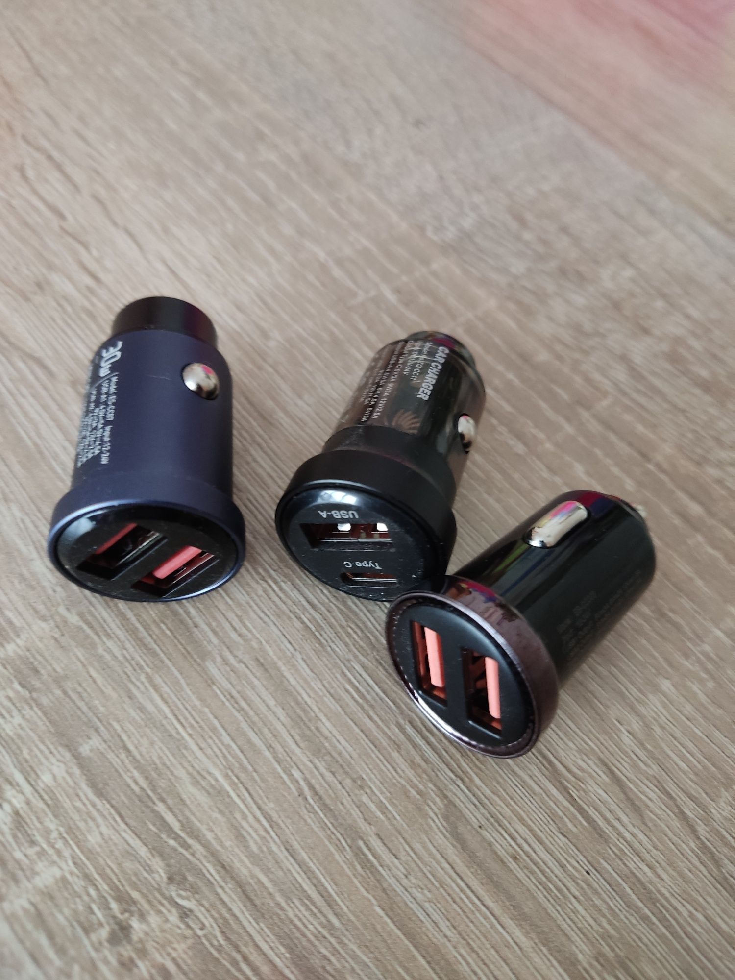 Швидка зарядка для телефонів USB/Type-C в прикурювач 12/24