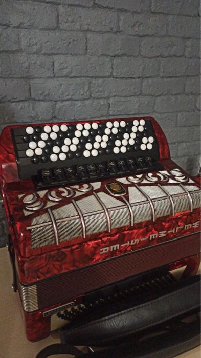 Баян 5- рядний  Weltmeister Grandina  не потребує вкладень