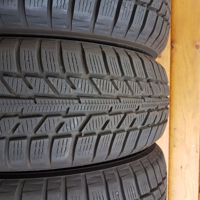 Yokohama W drive 175/60 R16 Zimowe 2017r 7,5mm