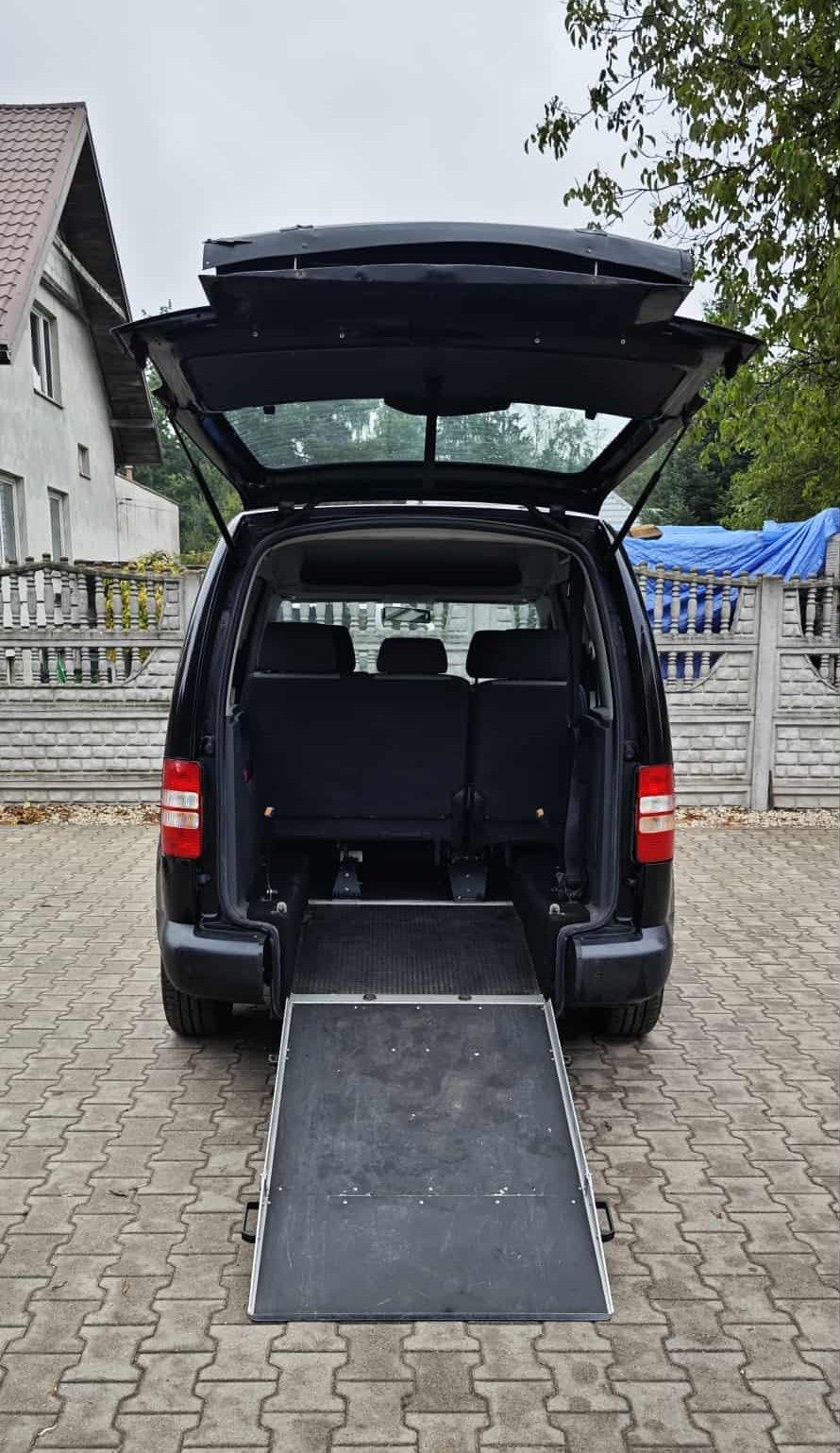 VOLKSWAGEN CADDY 1.6TDI 5 Osób 2011r 159tyś km, Klima, Rampa, OC i PT
