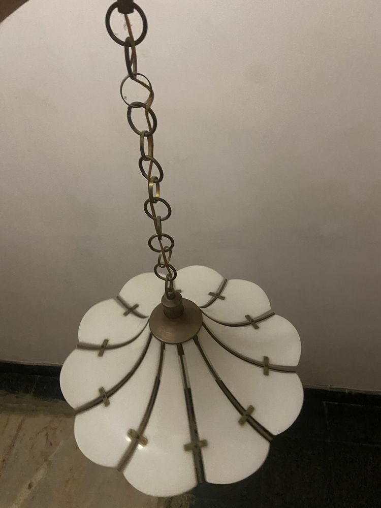 candeeiro em forma de flor