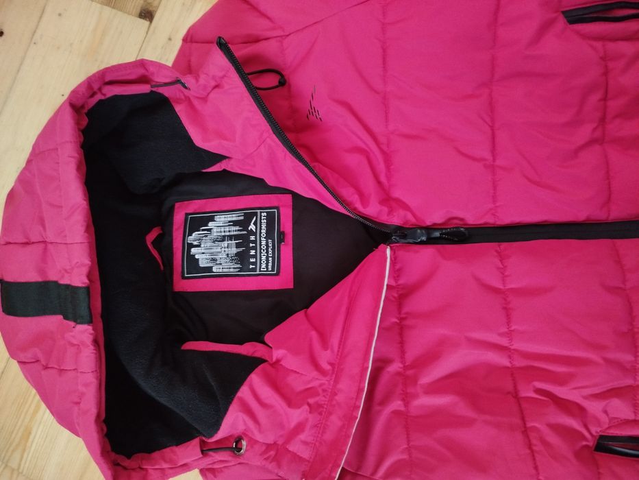 Модна фірмова зимова куртка М