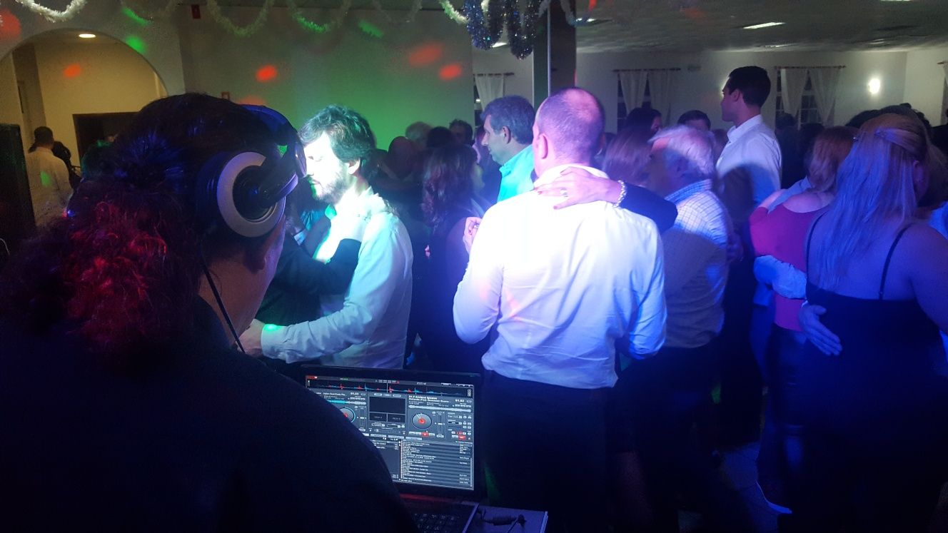 dj para todo tipo de eventos, festas, casamentos, batizados