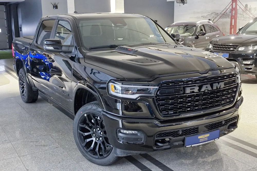 RAM  1500 Limited Night 3.0l HT dzielona klapa Faktura VAT Gwarancja