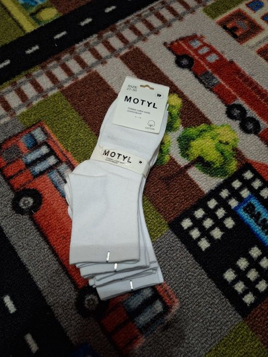 skarpety nowe  27-30