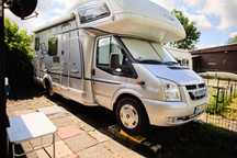 HYMER Camp на базі Ford Transit – Комфортний автодім для подорожей