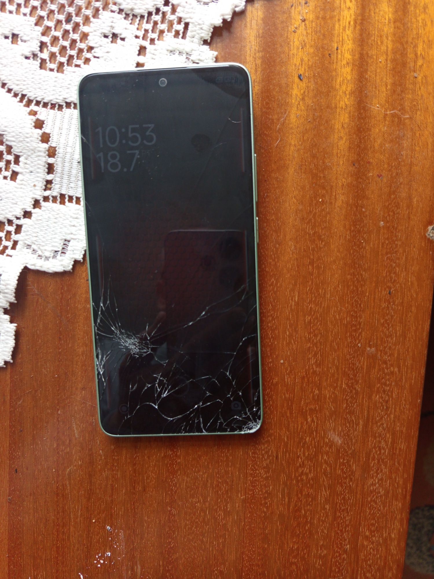 Redmi note 13 zbita szybka