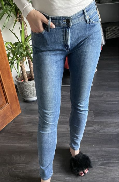 Lee jeans Sallie W28 L31