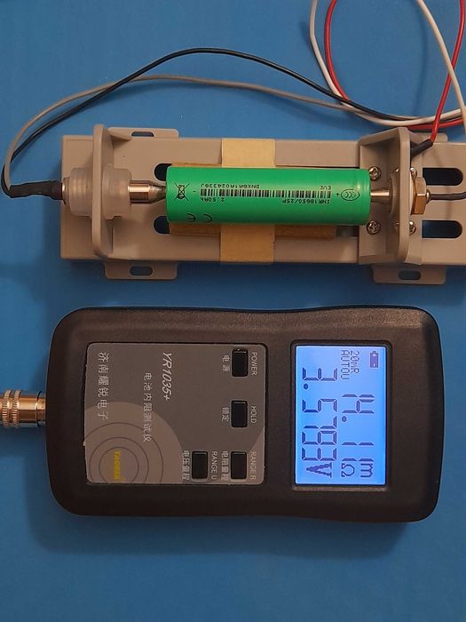 Акумулятор високострумовий 18650 EVE INR18650-25P 2500mAh - 20A