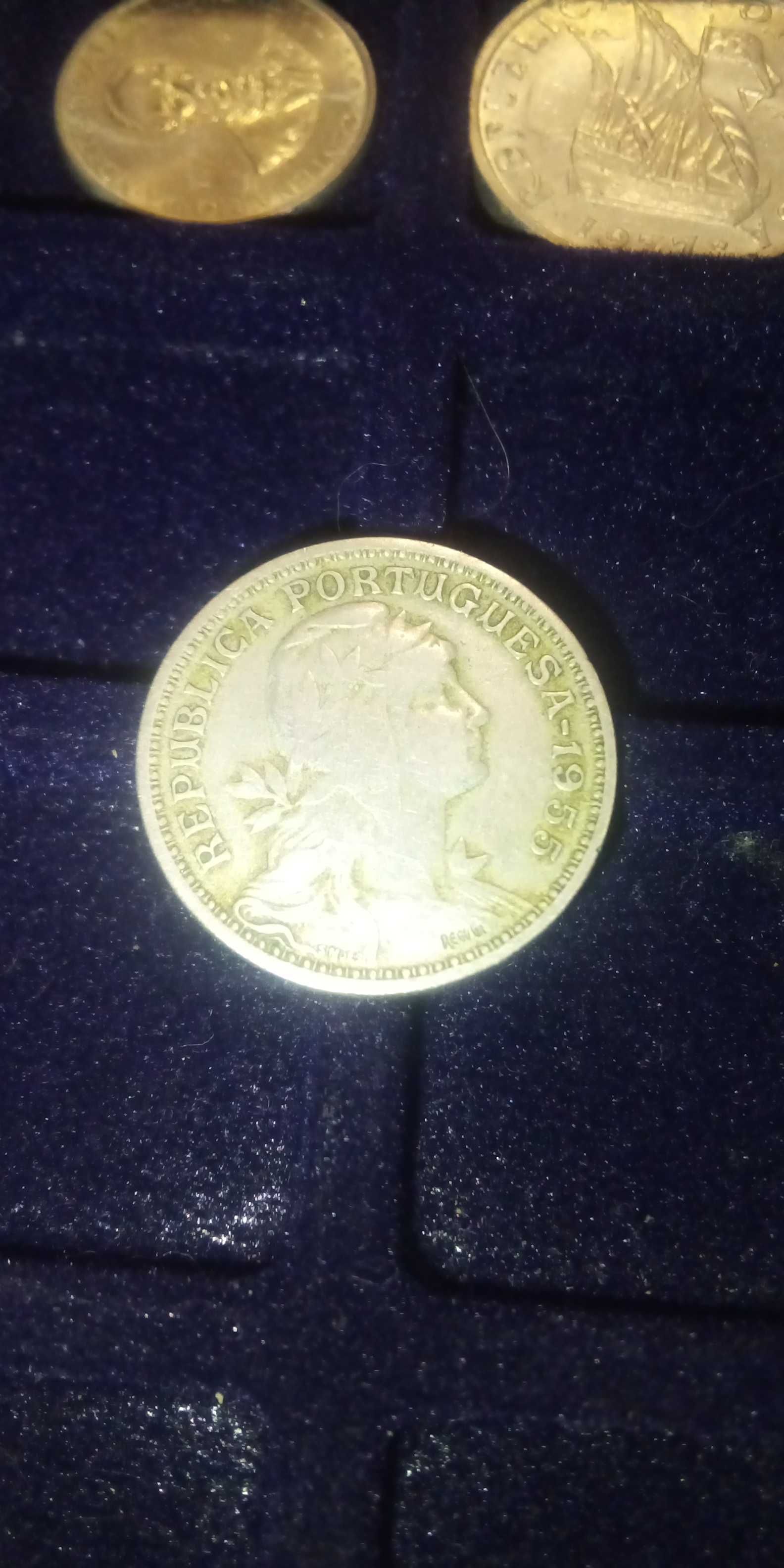 Moeda de 50 centavos alpaca de 1955