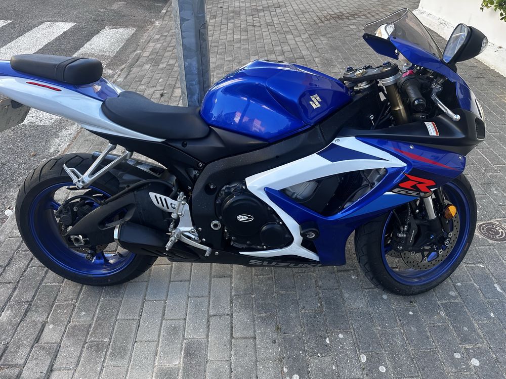 Suzuki gsxr 600 k7 matricula inglesa