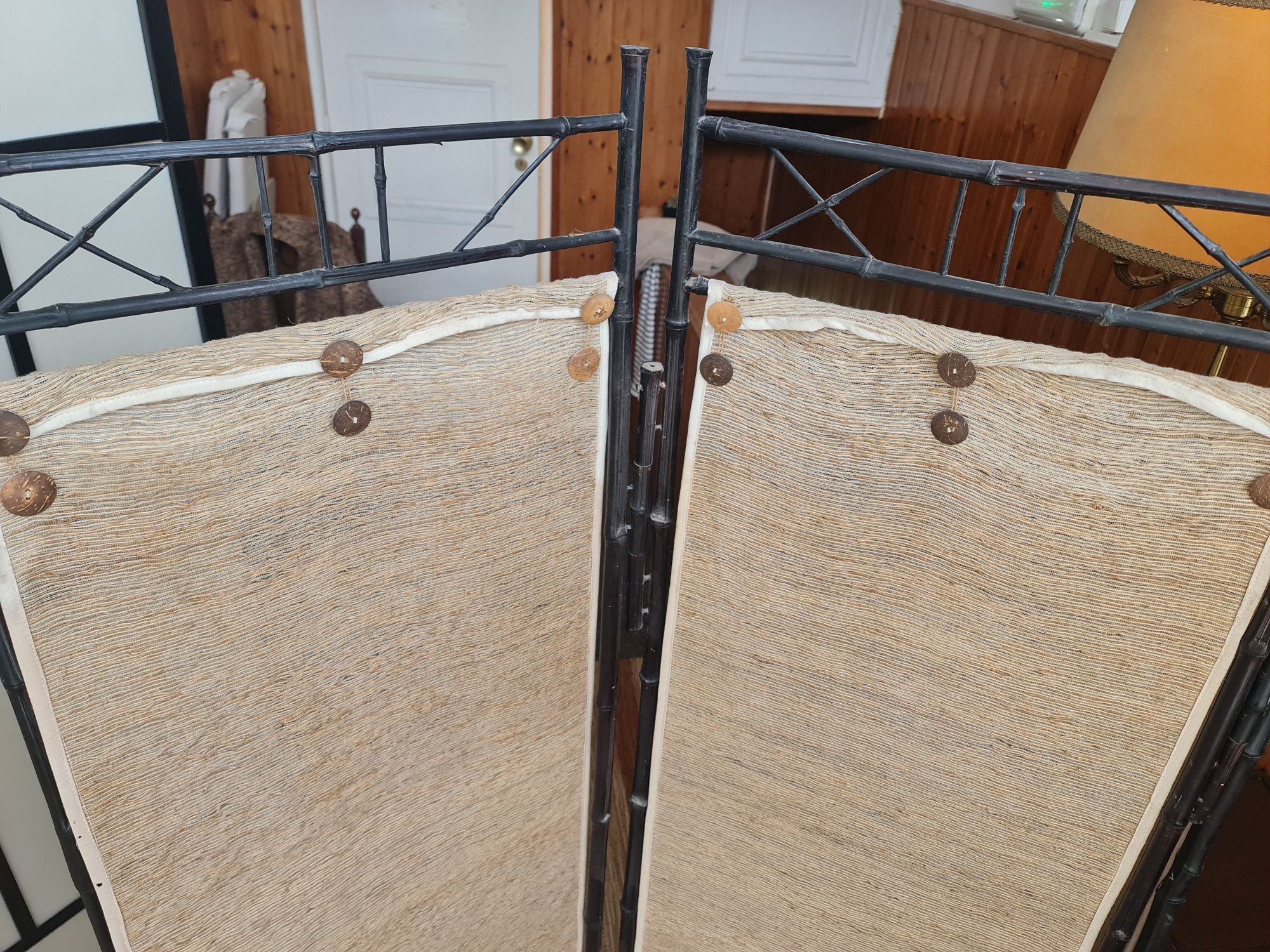 Vendo biombo em bamboo