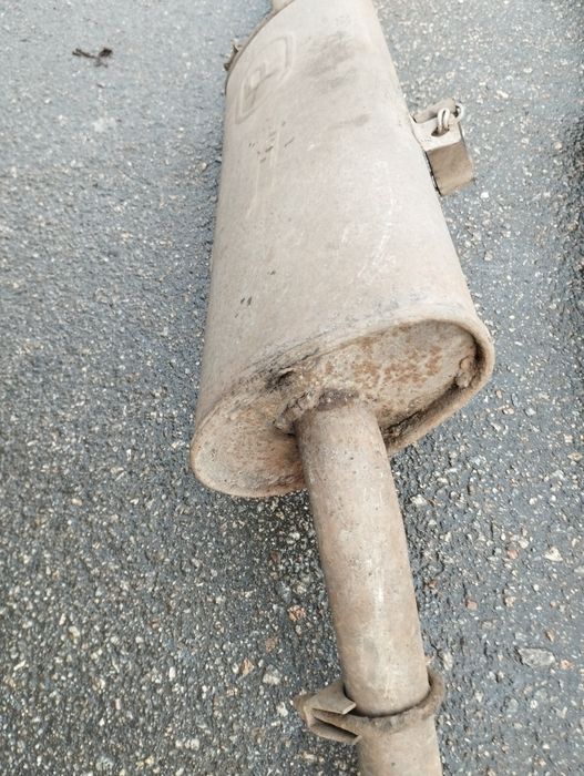 Глушитель б,у для Жигулі в робочому стані.