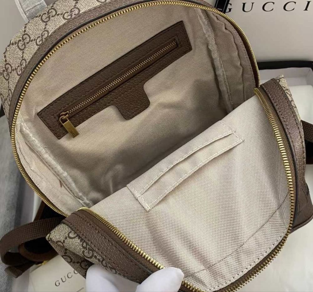 Жіночий шкіряний рюкзак Gucci