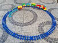 Pista de Comboio + Carruagens + Sinais