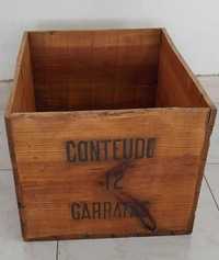 Antiga Caixa para Transporte de Vinhos. PEÇA DE COLEÇÃO / Decorativa