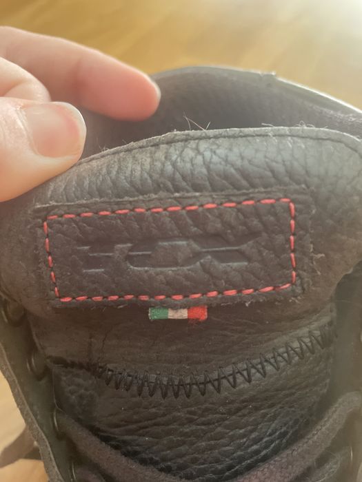 Botas/tenis mota TCX cabedal