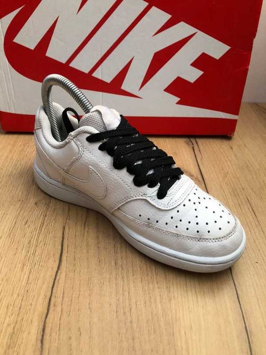 Białe Nike Sportswear Court Vision Low Unisex Rozmiar 36.5