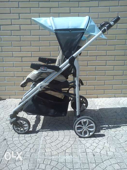 Carro + ovo + base auto modelo duo living Chicco venda ou troca