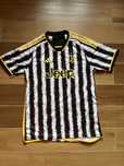Koszulka Juventus Adidas noszona rzadko sezon 23/24 home rozmiar L