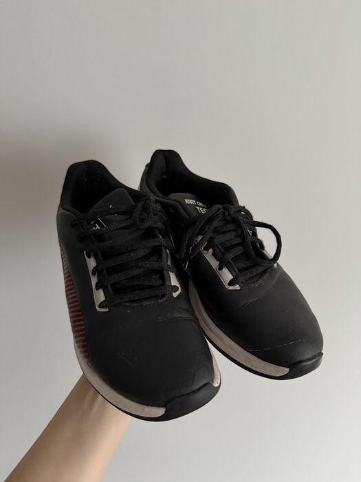 Кросівки 39 розміру