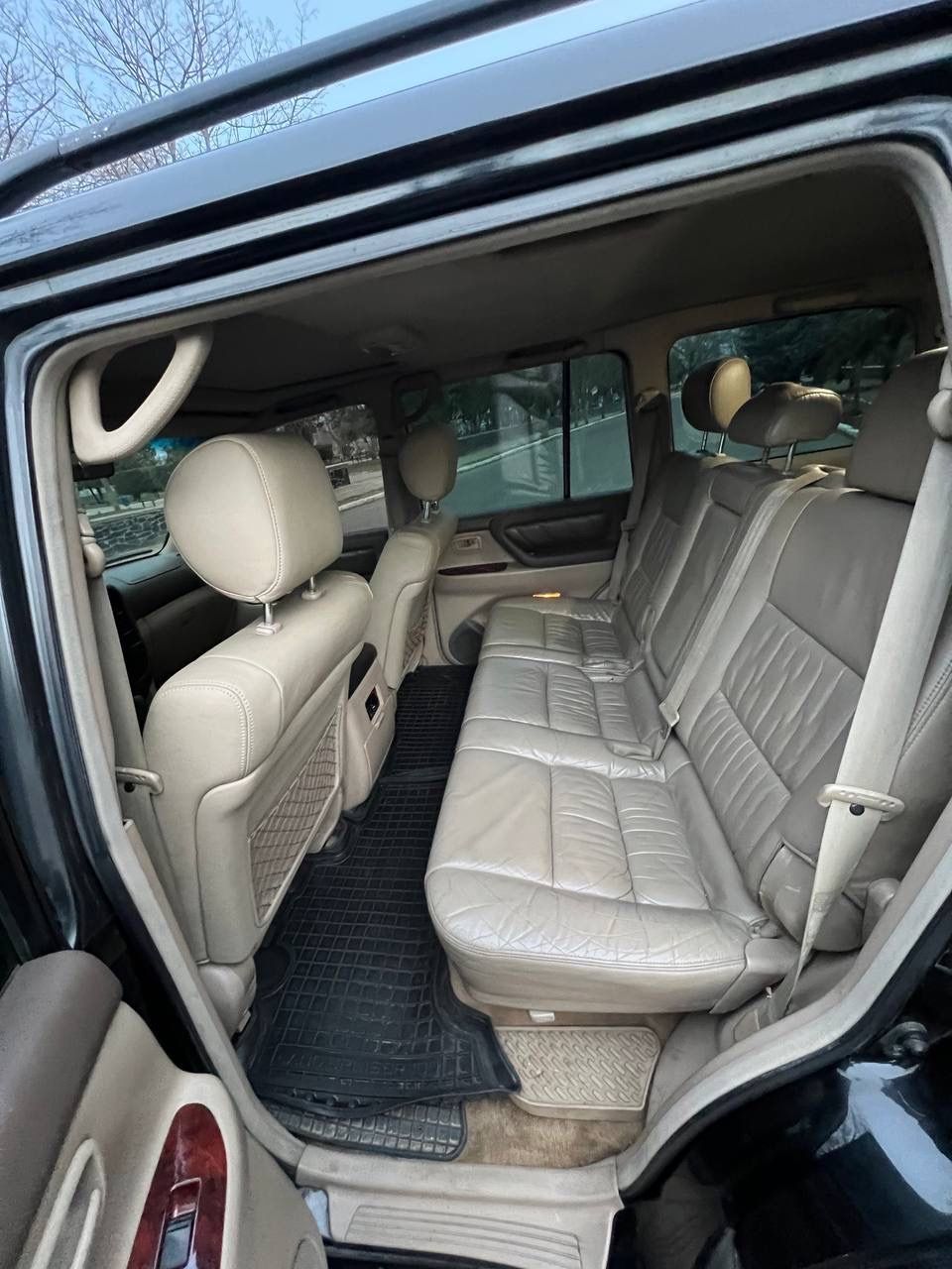 TOYOTA-Land Cruiser