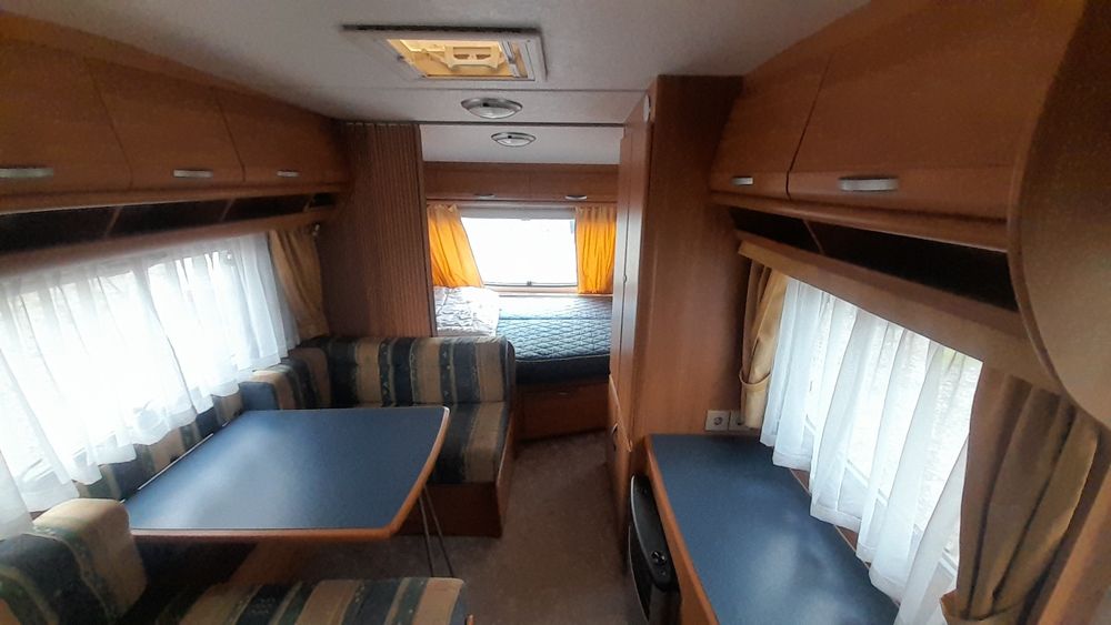 Przyczepa kempingowa Swift rok 2000 Dmc 1200kg, solary,przedsionek