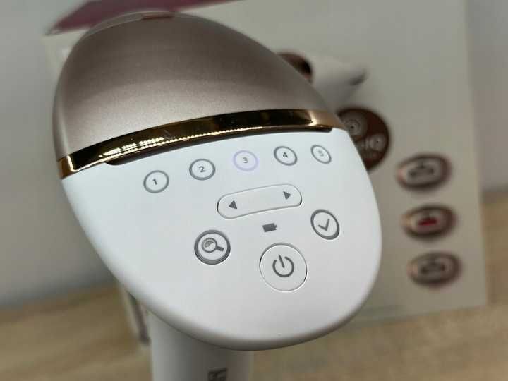 Depilator laserowy Philips Lumea BRI973/00 jak nowy!