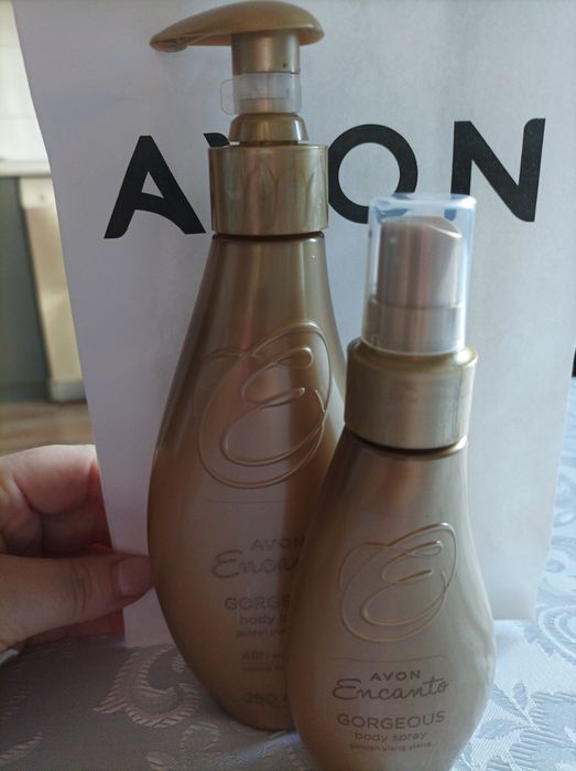 Spray i balsam Avon