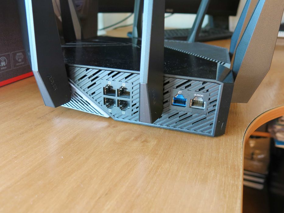 Роутер ігровий WiFi6 Asus GT-AXE11000 мінімальна затримка по WiFi