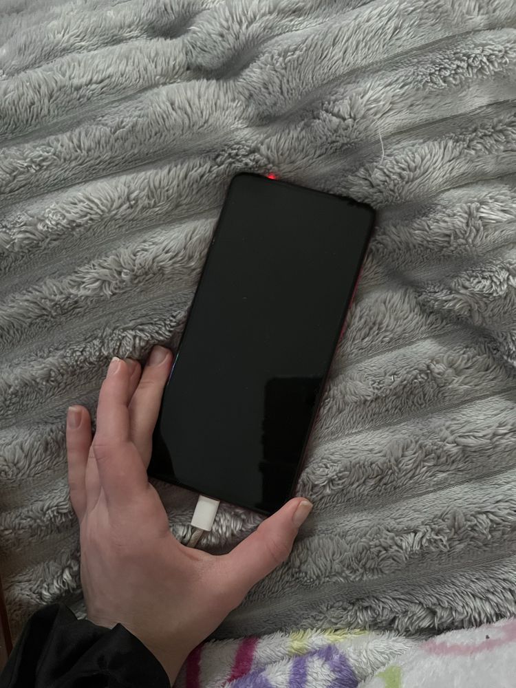 Телефон Xiaomi mi9t 128гб червоний