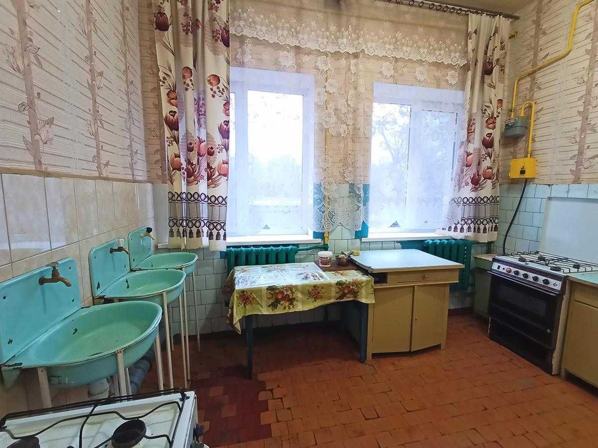 Сертифікат! Продаж великої кімнати 21 м2 в гуртожитку на Шерстянці.