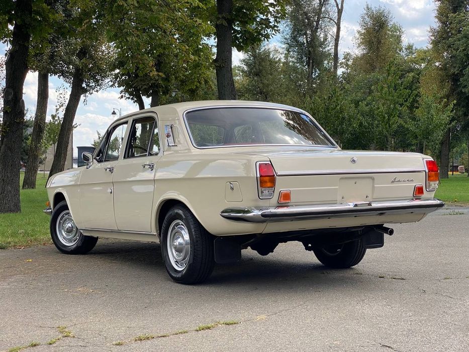 Волга ГАЗ -24 . 1976р.