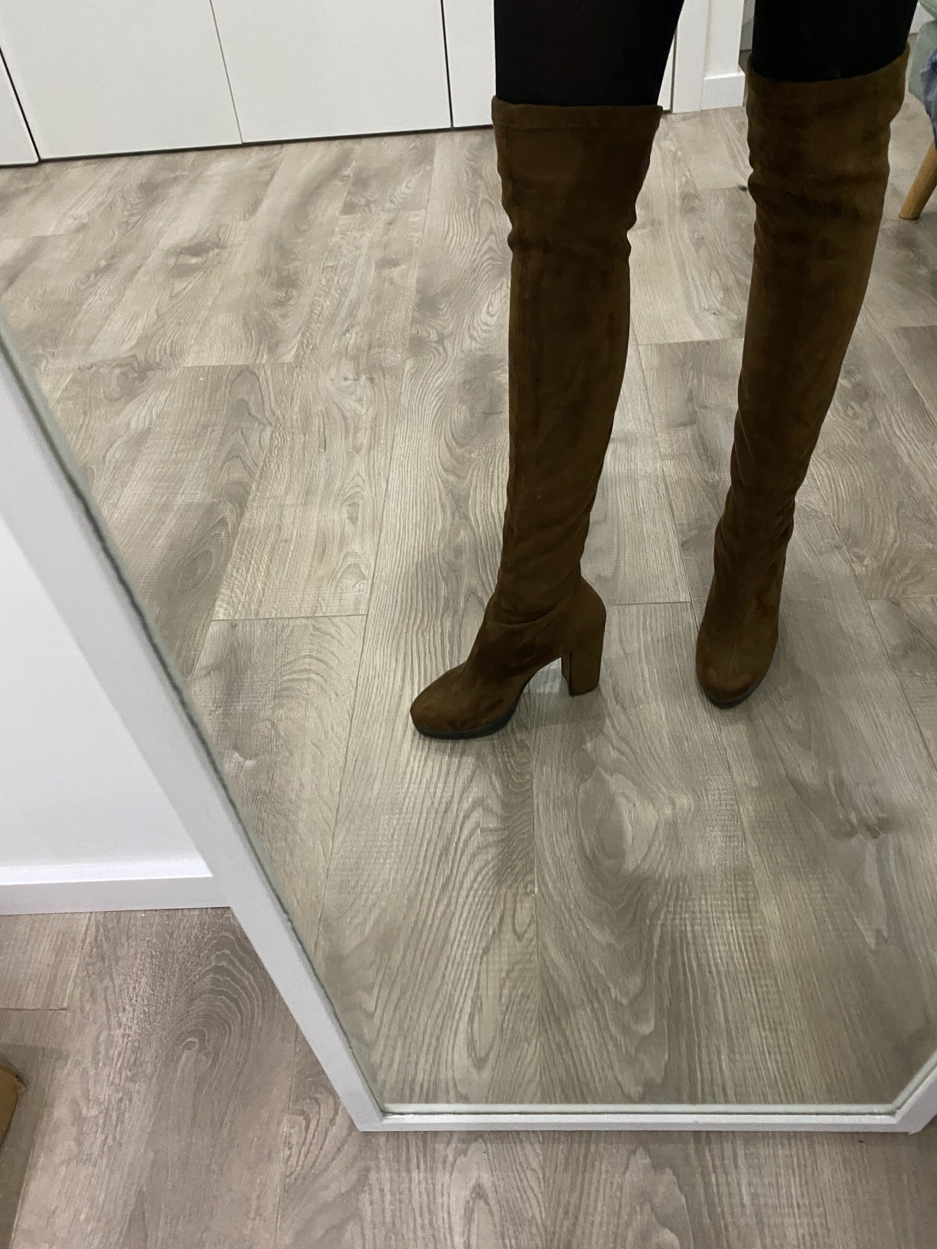 Botas de cano alto camel