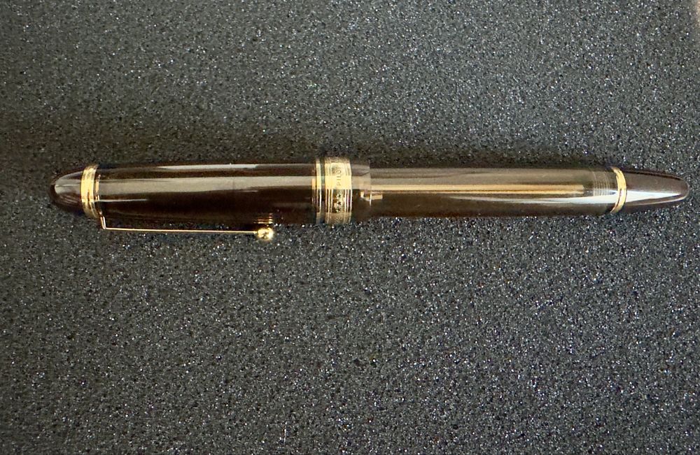 Pióro wieczne Pilot Custom 823 (Amber) stalówka M