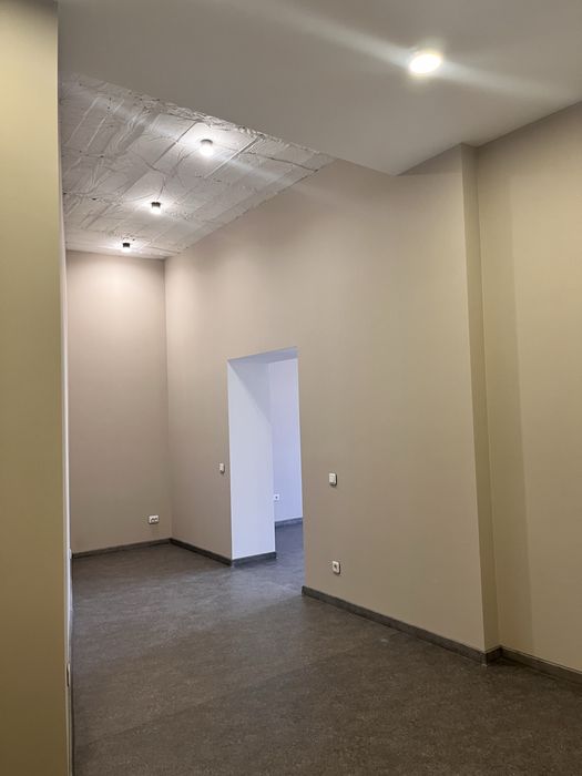 Оренда комерційного приміщення центр 50м.кв.